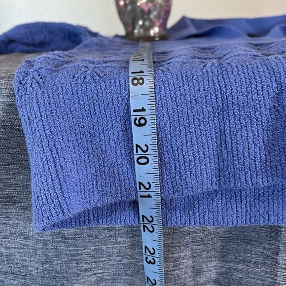 Talbots Women’s Size M Blue Sweater with Woven Design - Picture 5 of 5